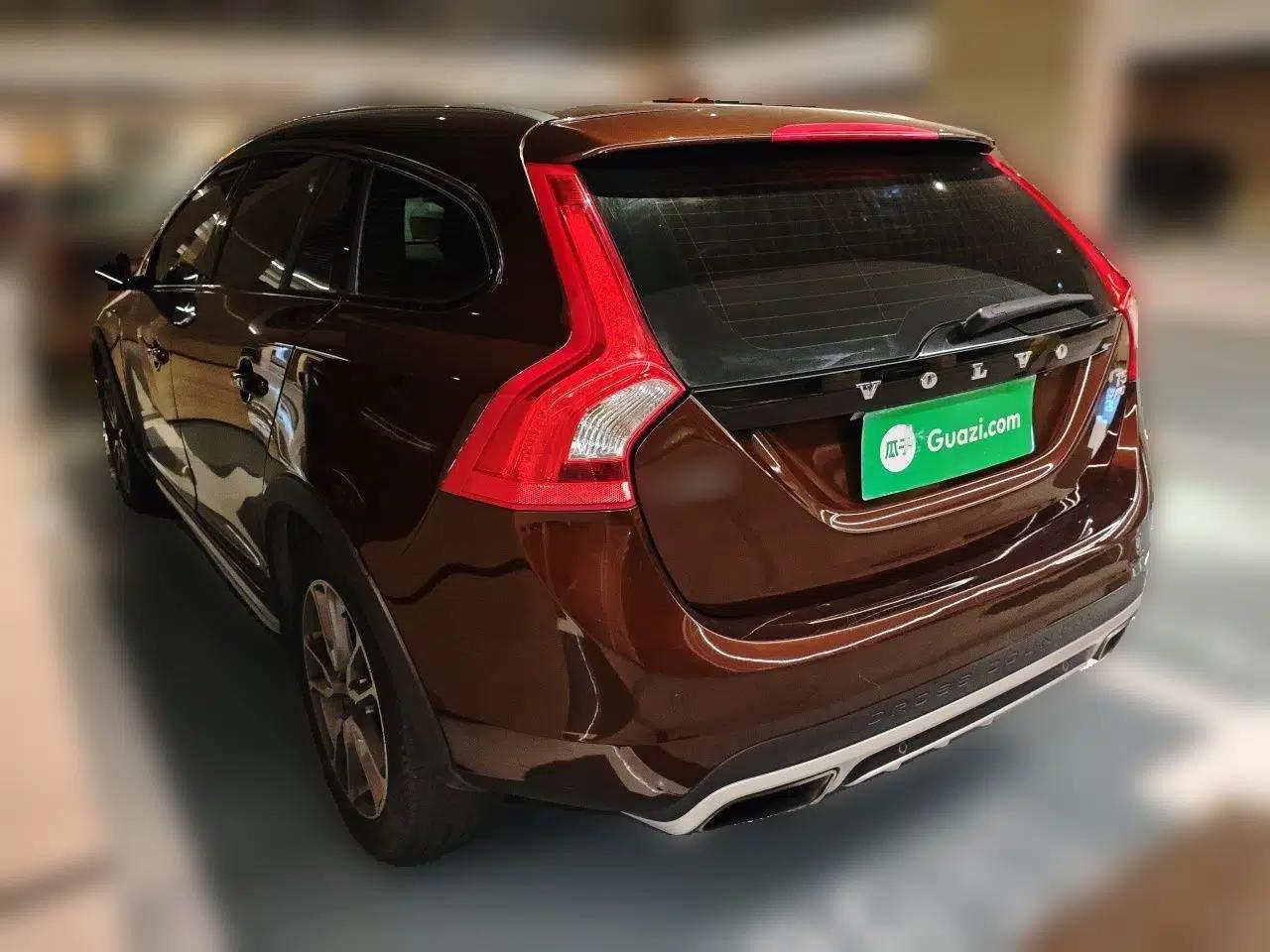 Volvo V60 2017 Cross Country T5 AWD China V Standard — миниатюра 4