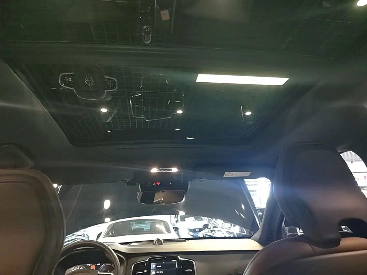 Volvo XC90 New Energy 2022 Facelift E-Drive Hybrid T8 Luxury Prestige 7-Seater — миниатюра 21