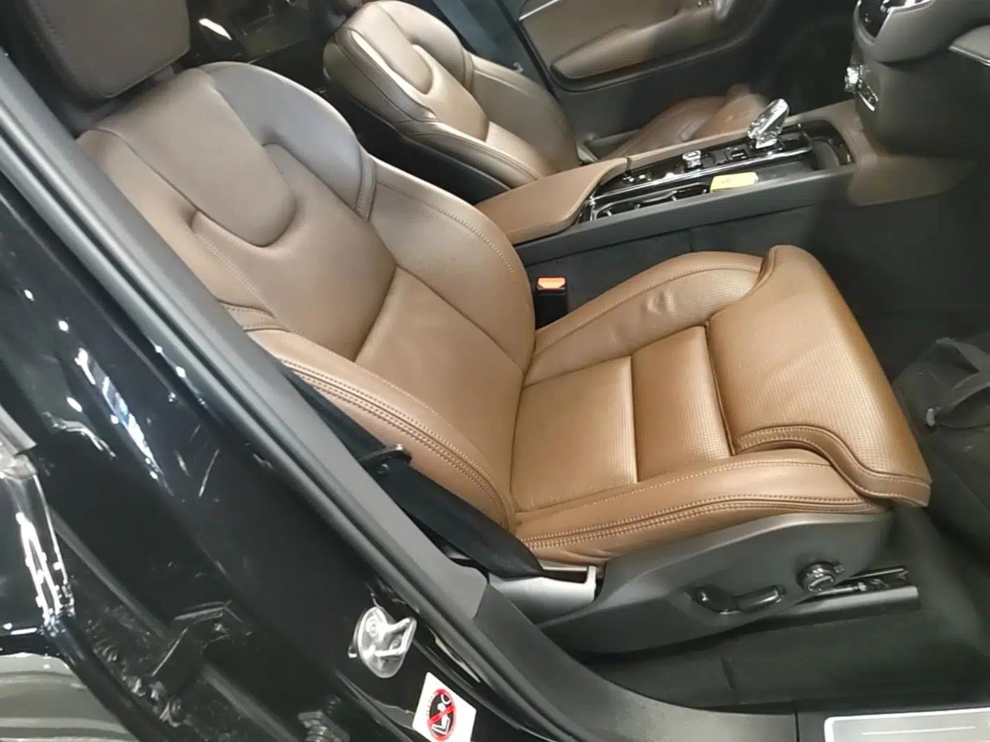 Volvo XC90 New Energy 2022 Facelift E-Drive Hybrid T8 Luxury Prestige 7-Seater — миниатюра 23