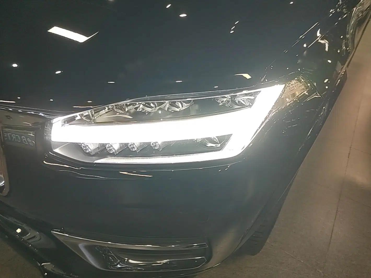 Volvo XC90 New Energy 2022 Facelift E-Drive Hybrid T8 Luxury Prestige 7-Seater — миниатюра 9