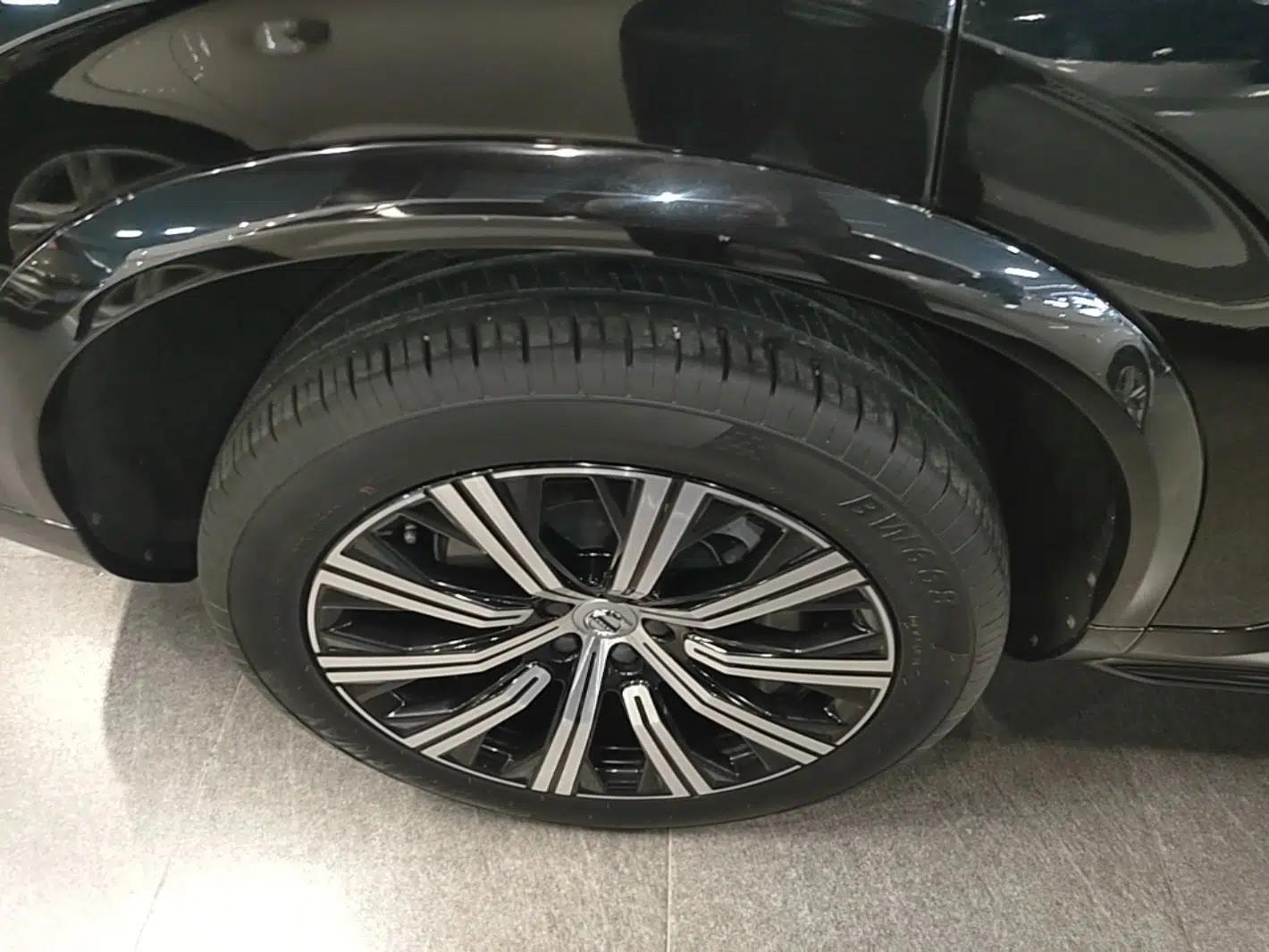 Volvo XC90 New Energy 2022 Facelift E-Drive Hybrid T8 Luxury Prestige 7-Seater — миниатюра 10