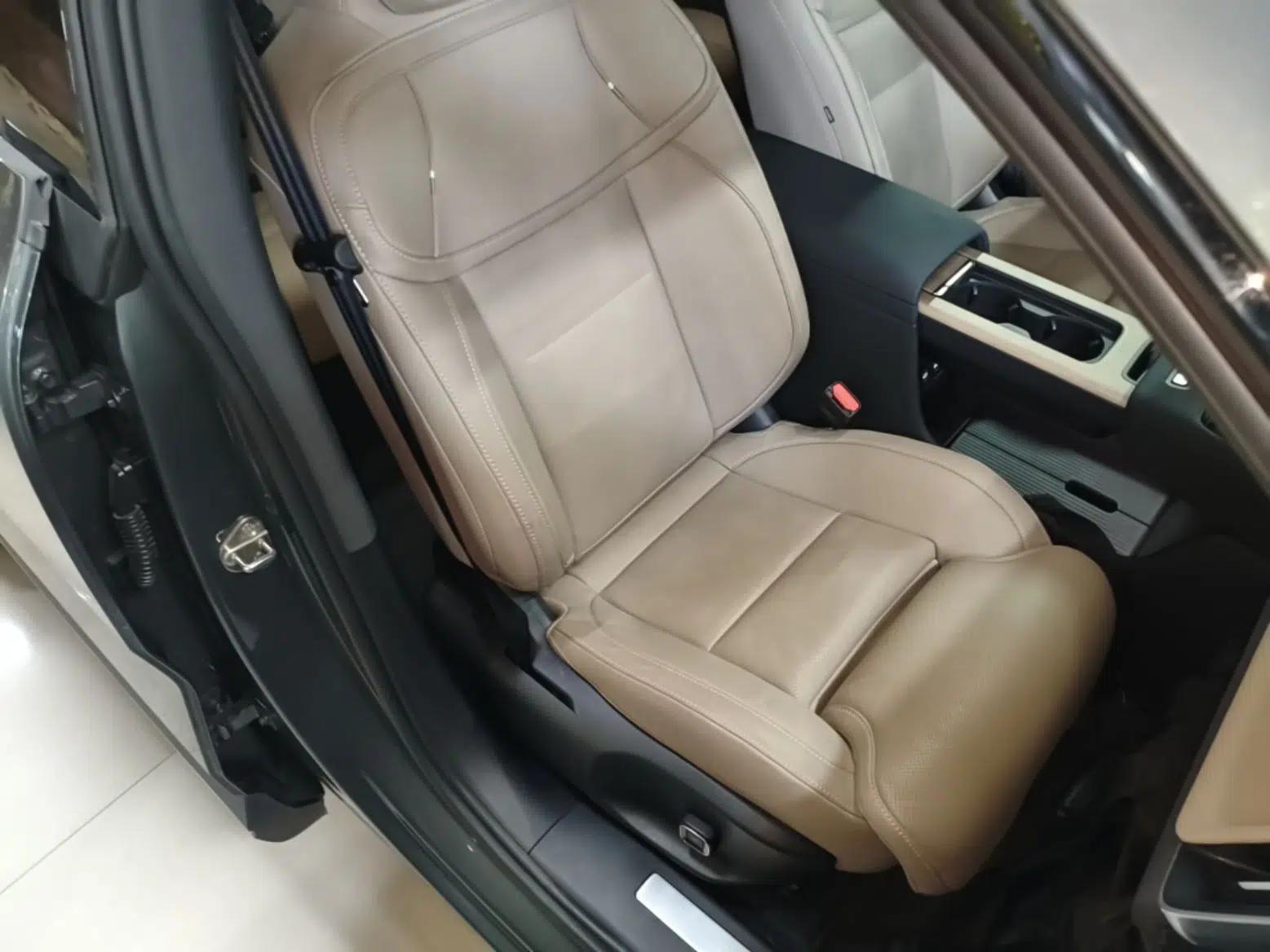 Volvo XC70 Plug-in Hybrid 2026 Model Four-Wheel Drive Long-Range Ultra — миниатюра 23