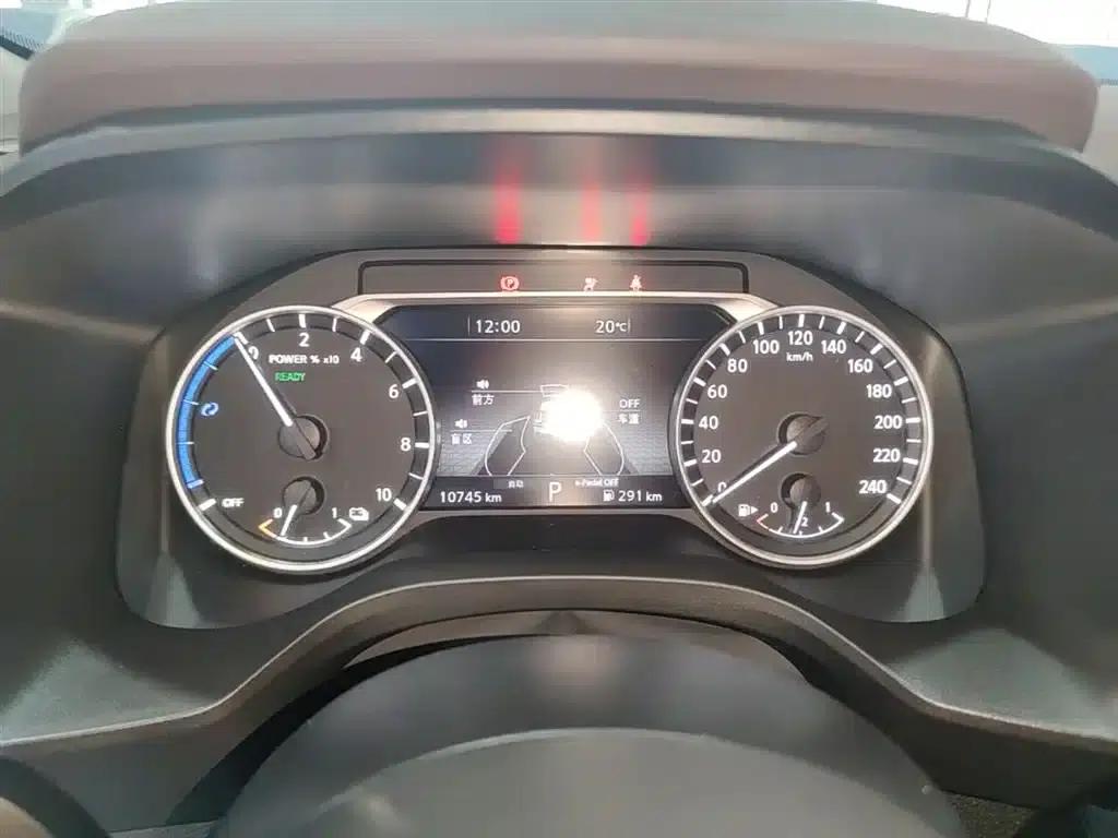 Nissan X-Trail 2023 e-POWER Super Hybrid Dual Motor AWD Luxury Edition — миниатюра 12