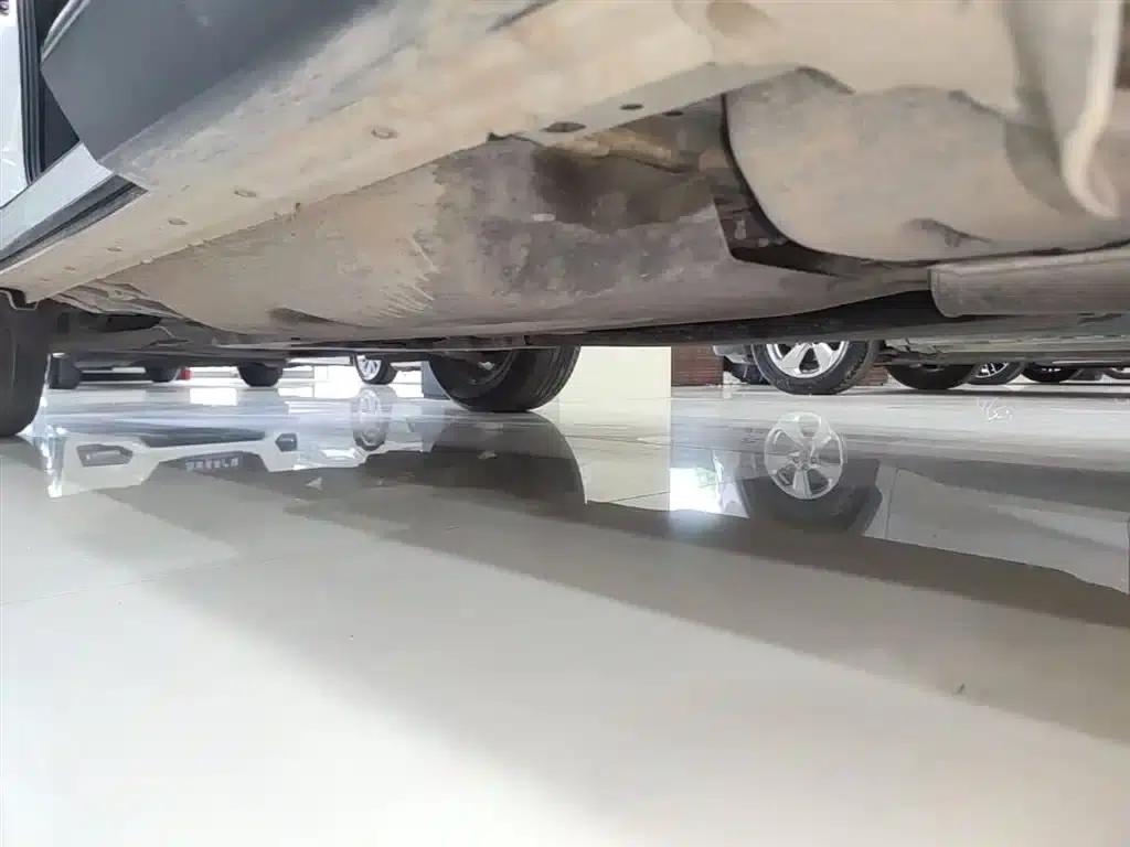 Nissan X-Trail 2023 e-POWER Super Hybrid Dual Motor AWD Luxury Edition — миниатюра 22