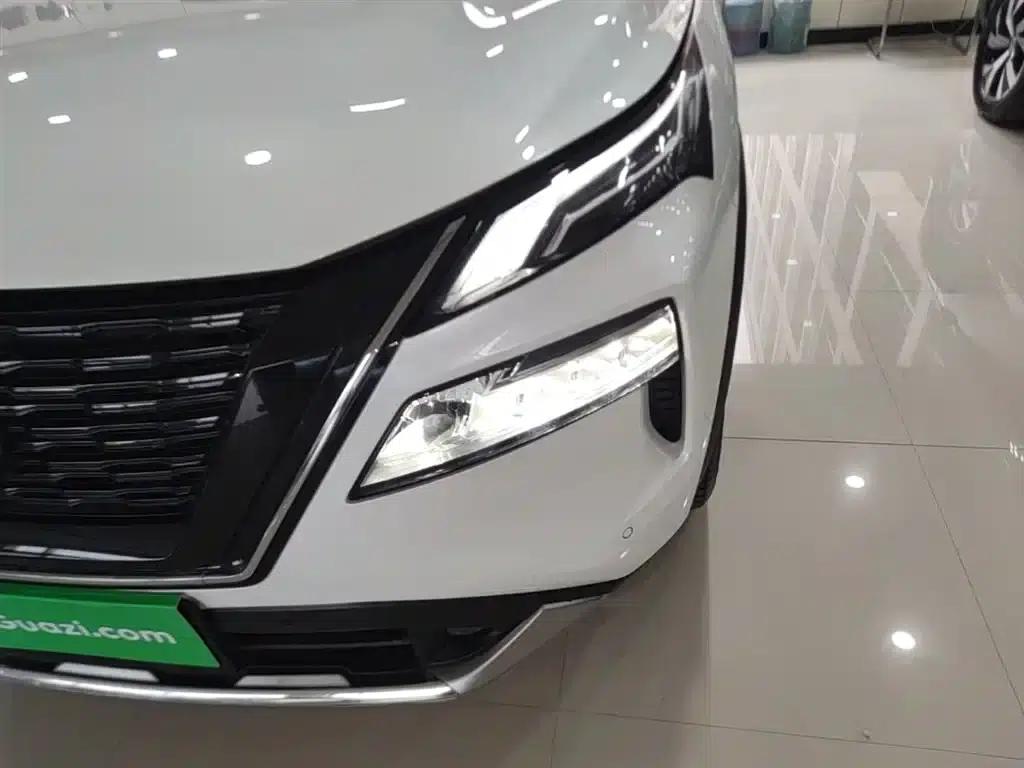 Nissan X-Trail 2023 e-POWER Super Hybrid Dual Motor AWD Luxury Edition — миниатюра 24