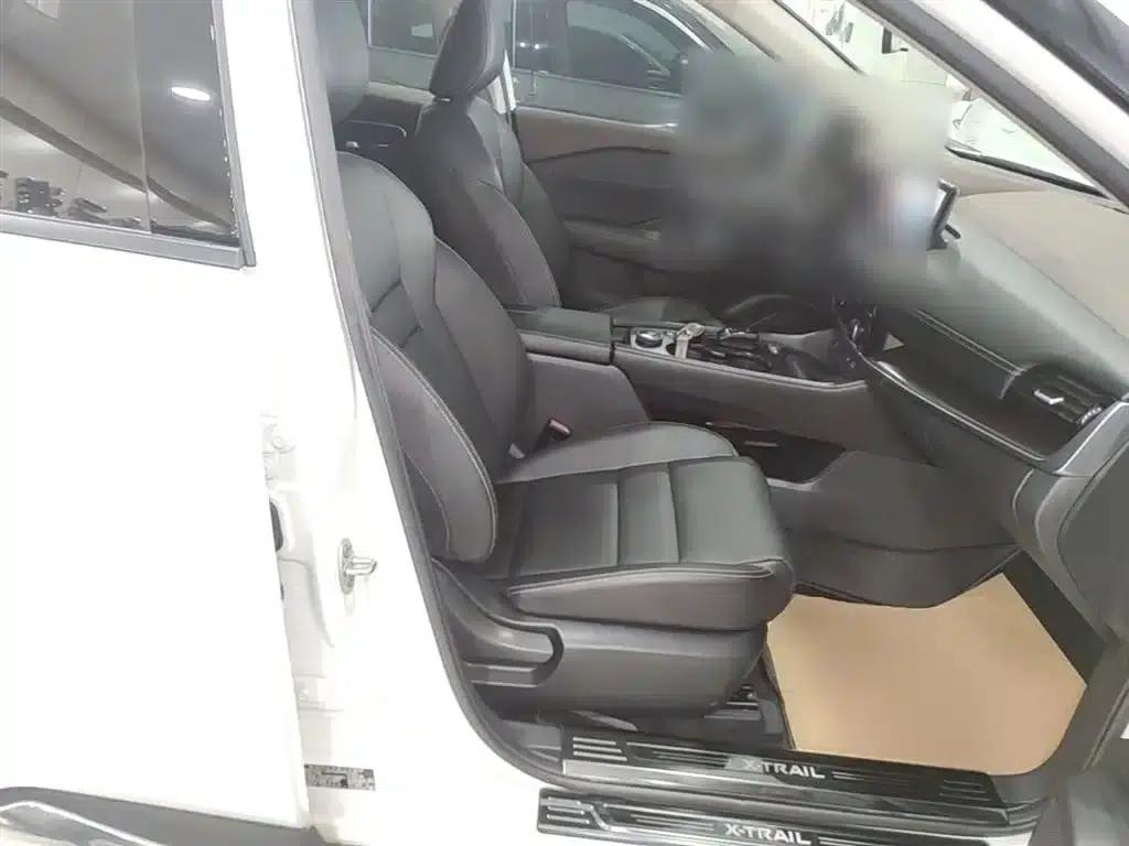 Nissan X-Trail 2023 e-POWER Super Hybrid Dual Motor AWD Luxury Edition — миниатюра 25