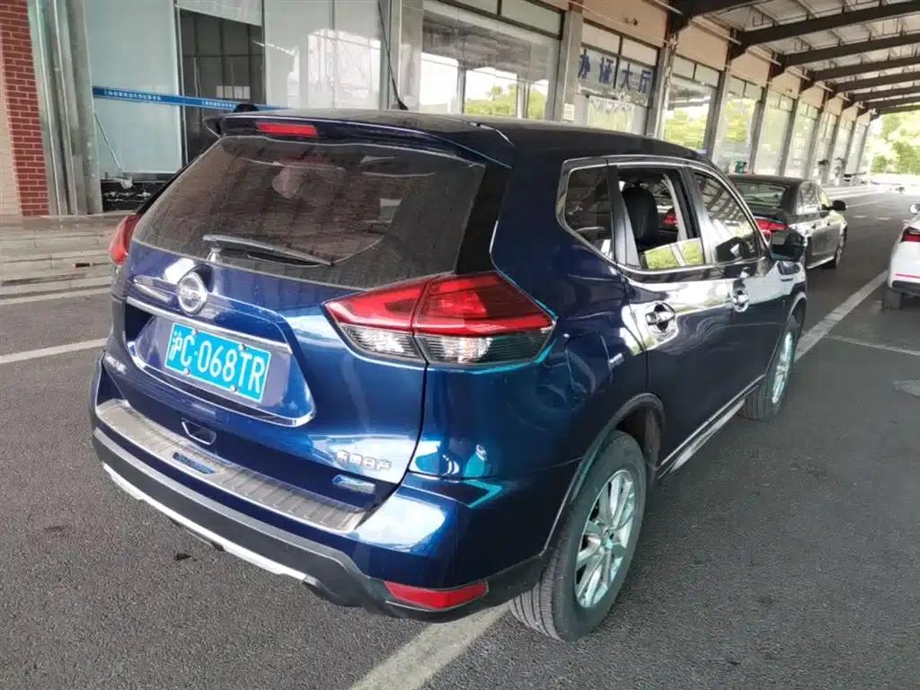 Nissan X-Trail 2017 2.0L CVT Comfort Edition 2WD — миниатюра 12