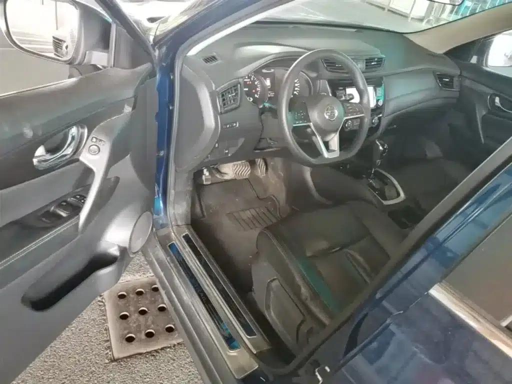 Nissan X-Trail 2017 2.0L CVT Comfort Edition 2WD — миниатюра 23