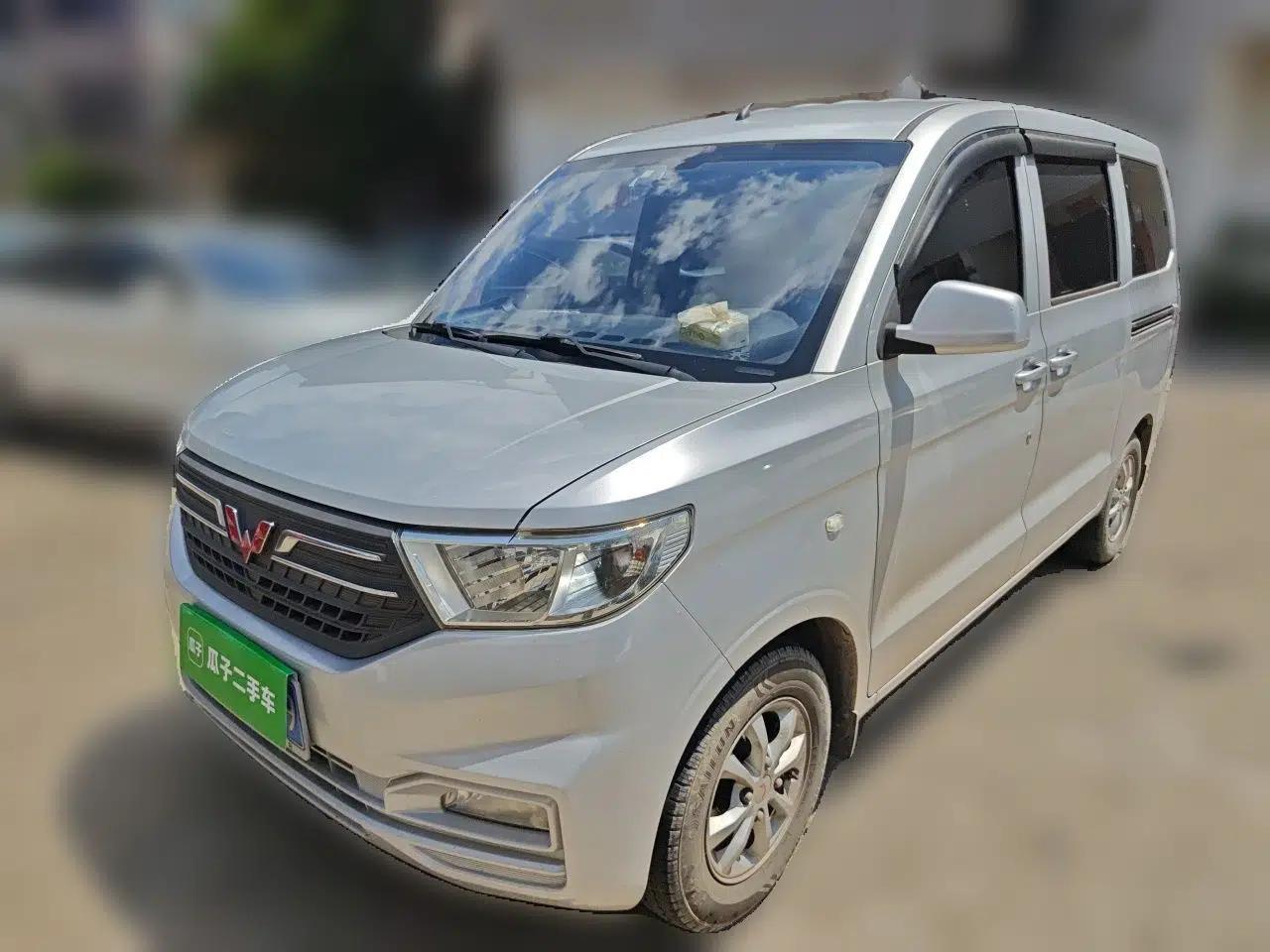 Wuling Hongguang V 2021 1.5L Refreshed Enjoyment Edition LAR — миниатюра 1