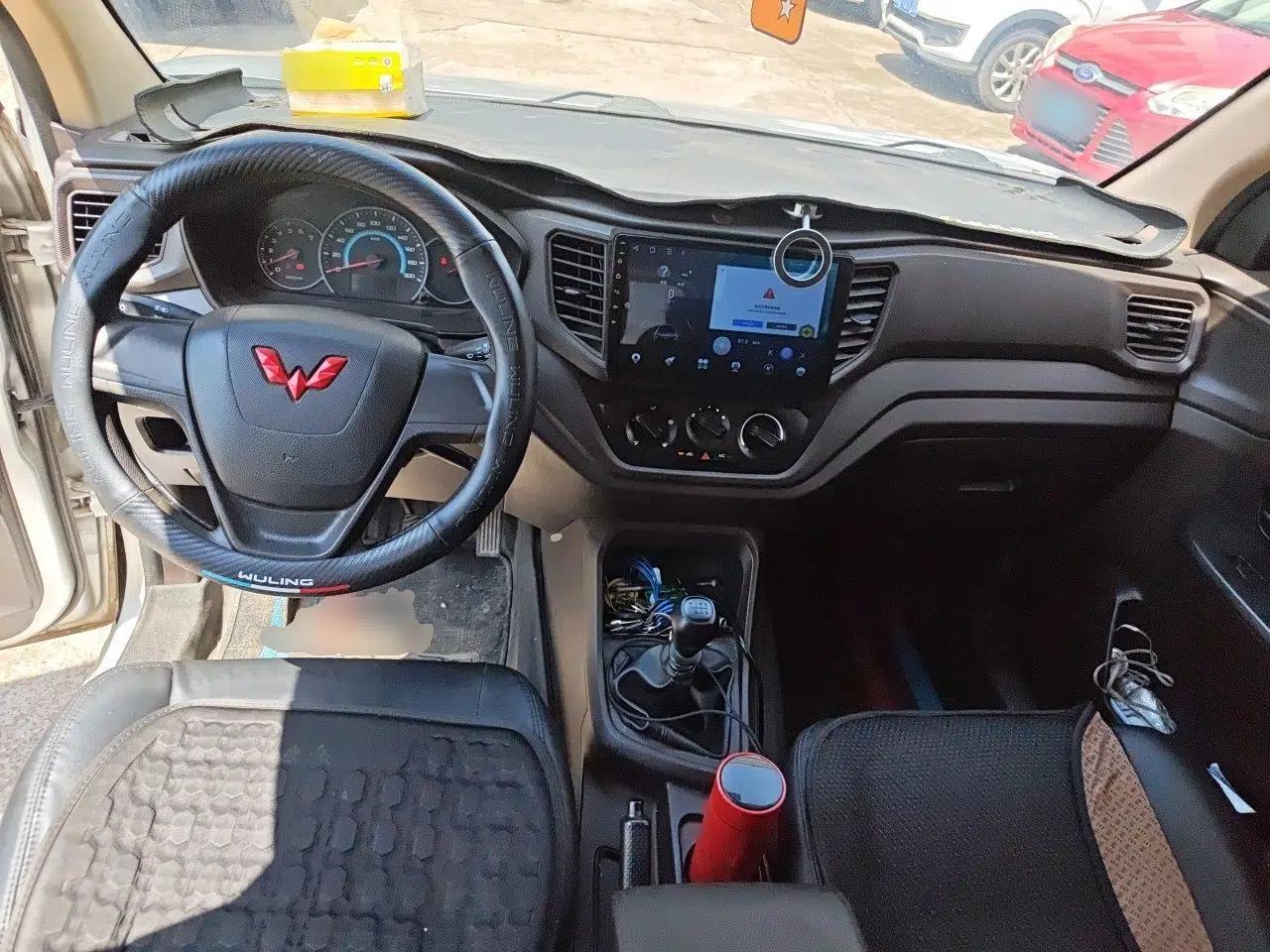 Wuling Hongguang V 2021 1.5L Refreshed Enjoyment Edition LAR — миниатюра 10