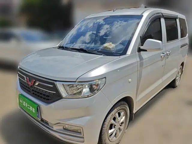 Wuling Hongguang V 2021 1.5L Refreshed Enjoyment Edition LAR