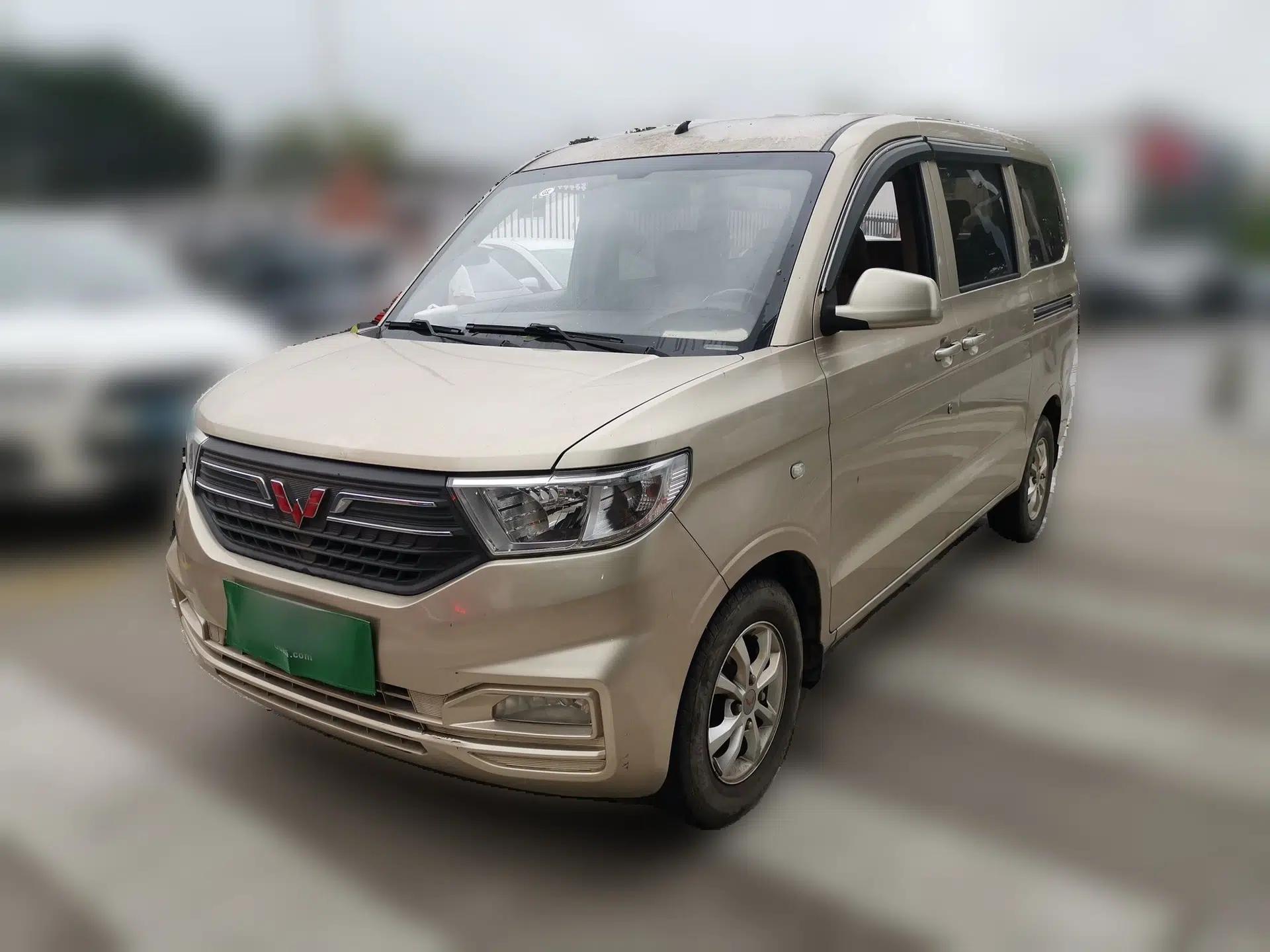 Wuling Hongguang V 2019 1.5L Enjoyment Version China VI LAR — миниатюра 1