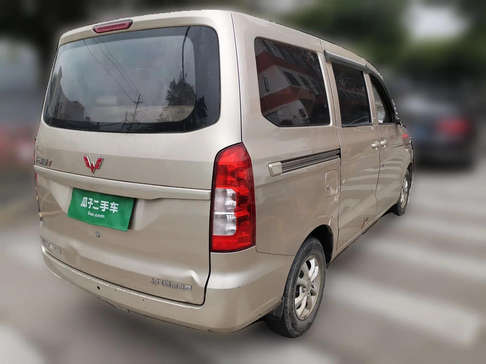 Wuling Hongguang V 2019 1.5L Enjoyment Version China VI LAR — миниатюра 6