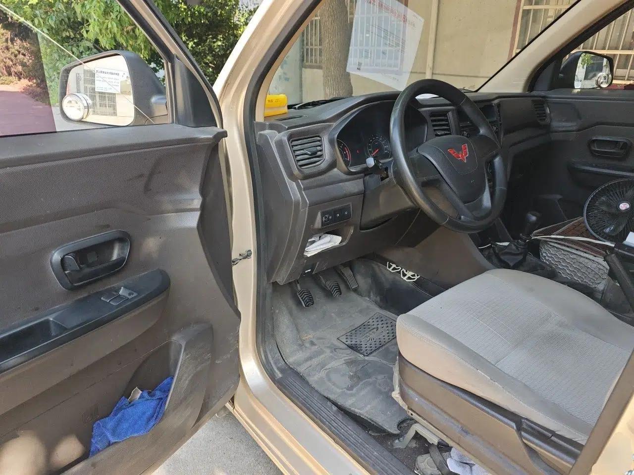 Wuling Hongguang V 2022 1.5L Jingqu Edition Electric-Assist LAR — миниатюра 17