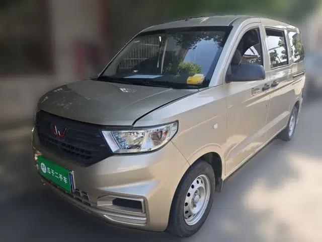 Wuling Hongguang V 2022 1.5L Jingqu Edition Electric-Assist LAR