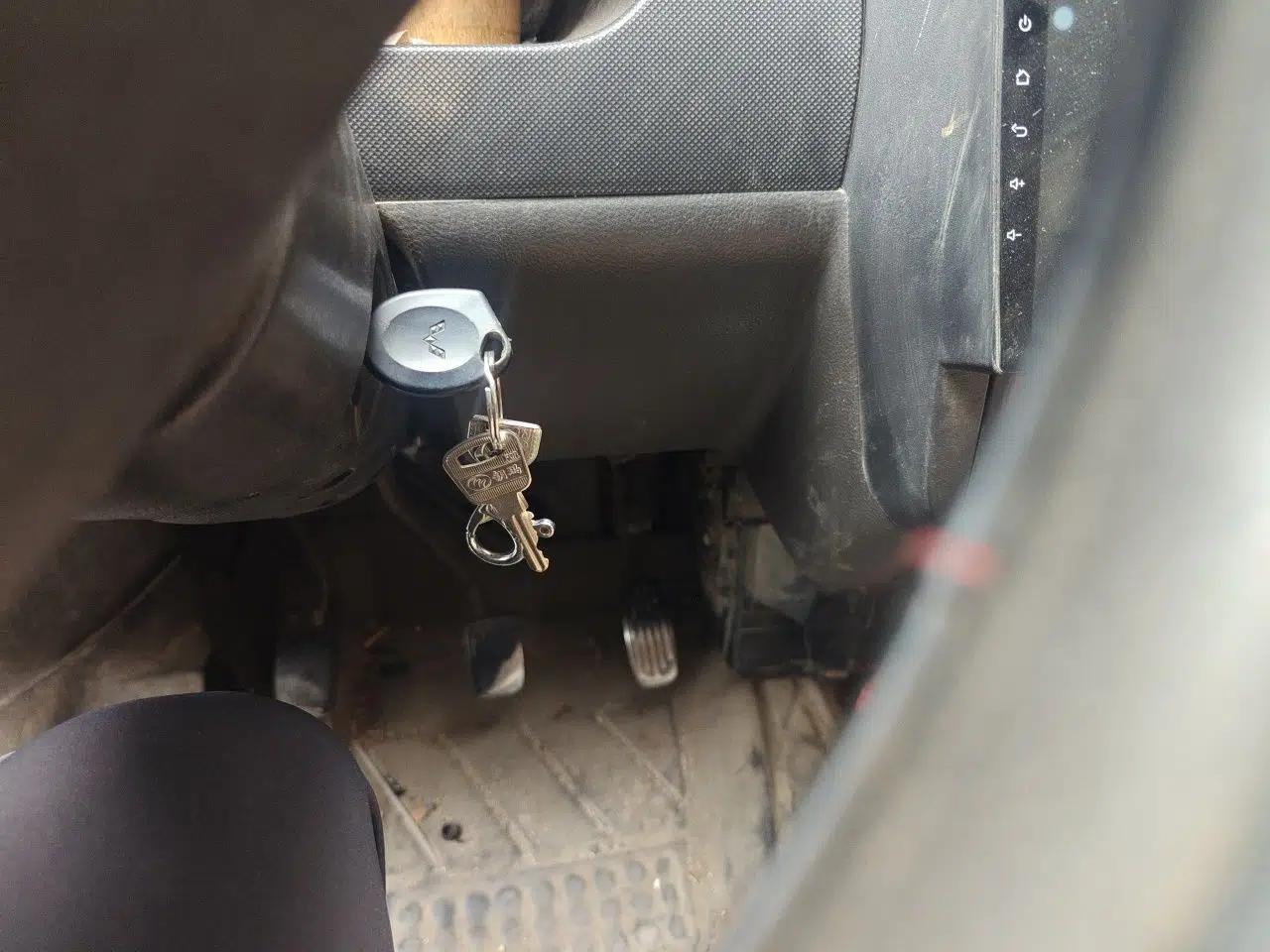 Wuling Rongguang 2012 1.2L Extended Basic Version LJY — миниатюра 9