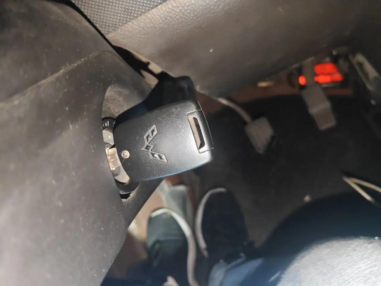 Wuling Rongguang 2020 1.5L Extended Basic Version China VI Standard L3C — миниатюра 9