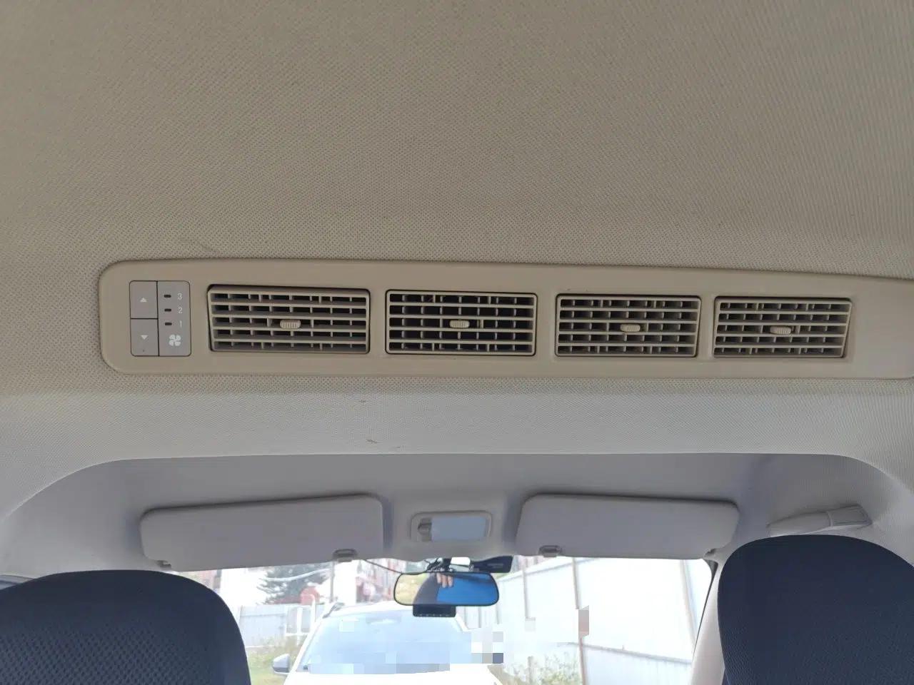 Wuling Rongguang 2017 1.5L Extended Basic Version — миниатюра 15