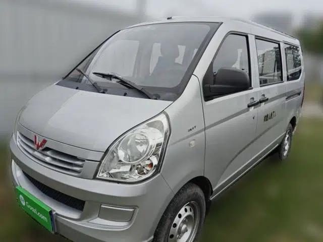 Wuling Rongguang 2017 1.5L Extended Basic Version