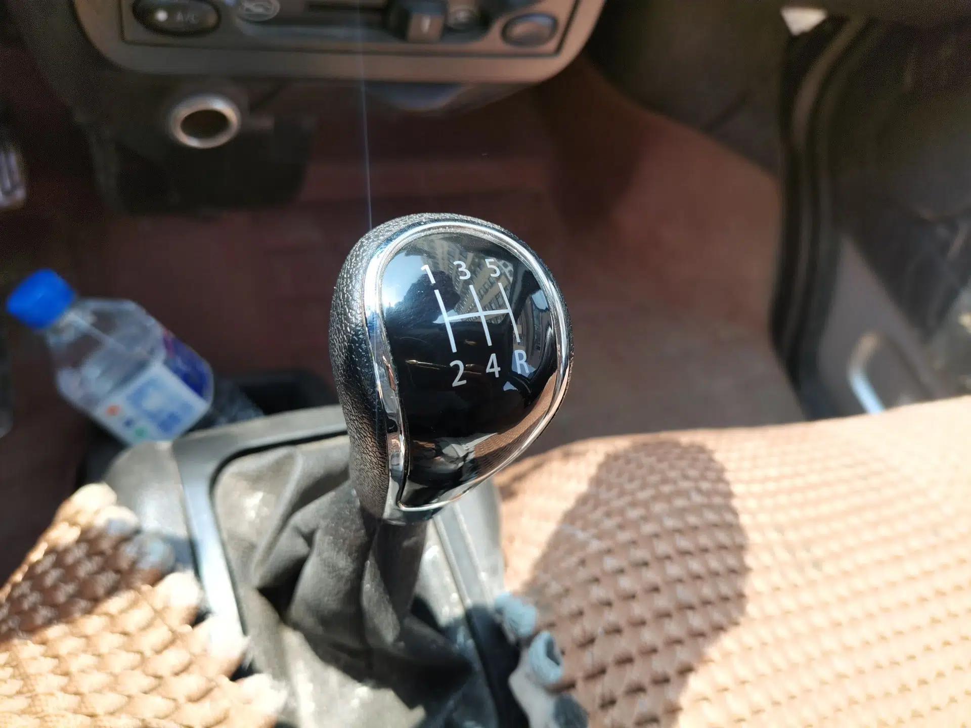 Wuling Rongguang 2014 1.2L S Base Model — миниатюра 15