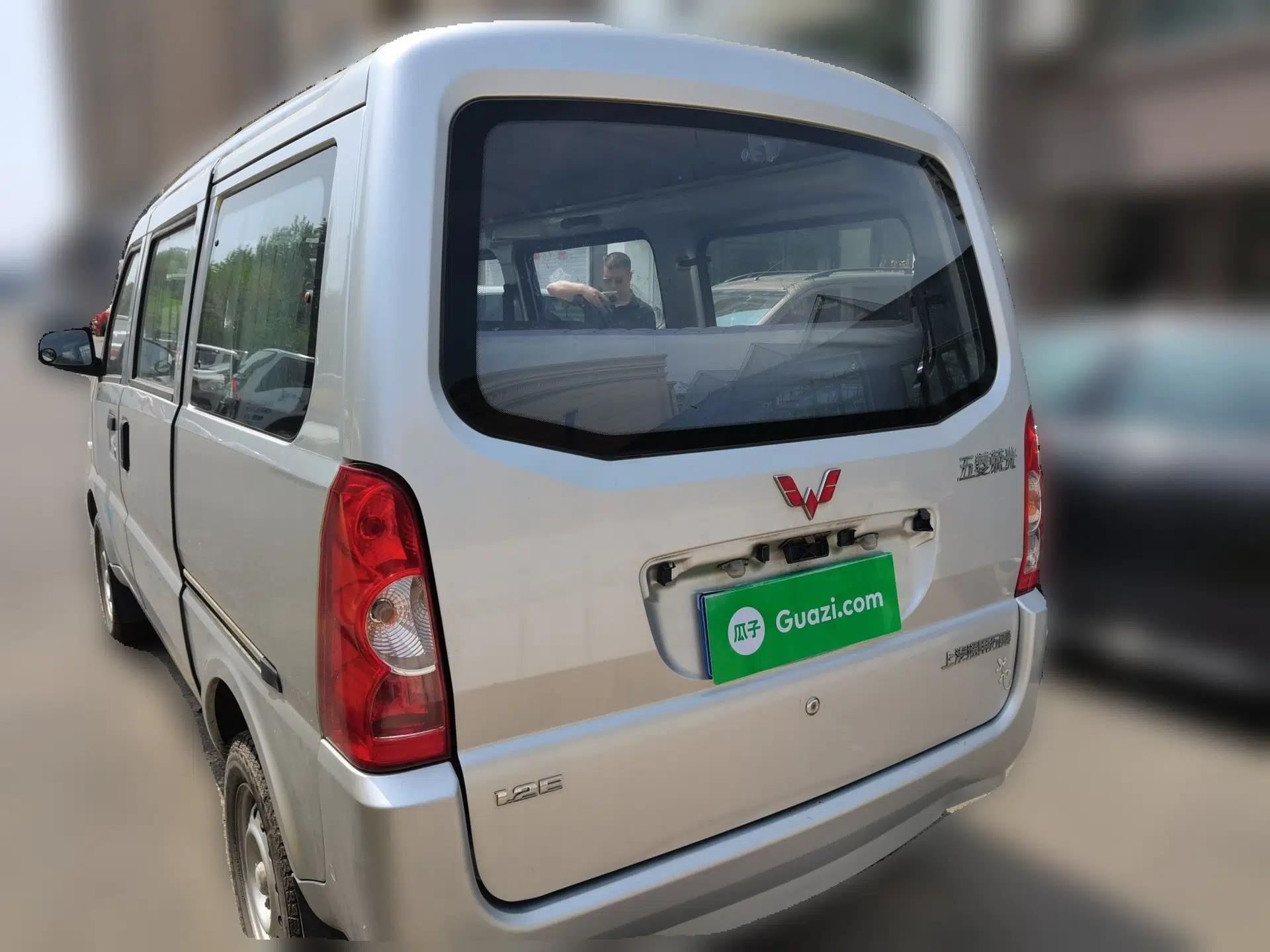 Wuling Rongguang 2014 1.2L S Base Model — миниатюра 4