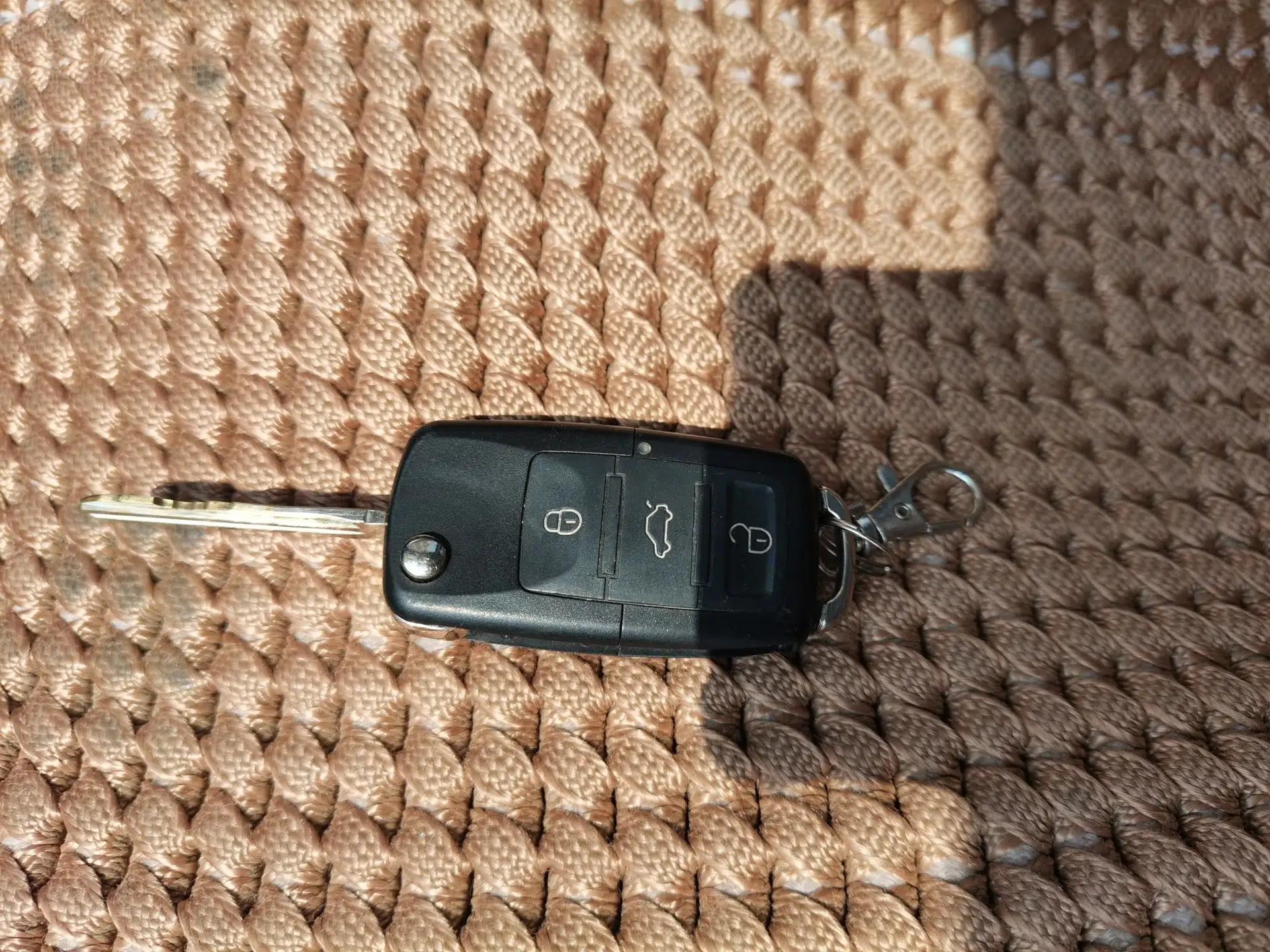 Wuling Rongguang 2014 1.2L S Base Model — миниатюра 9