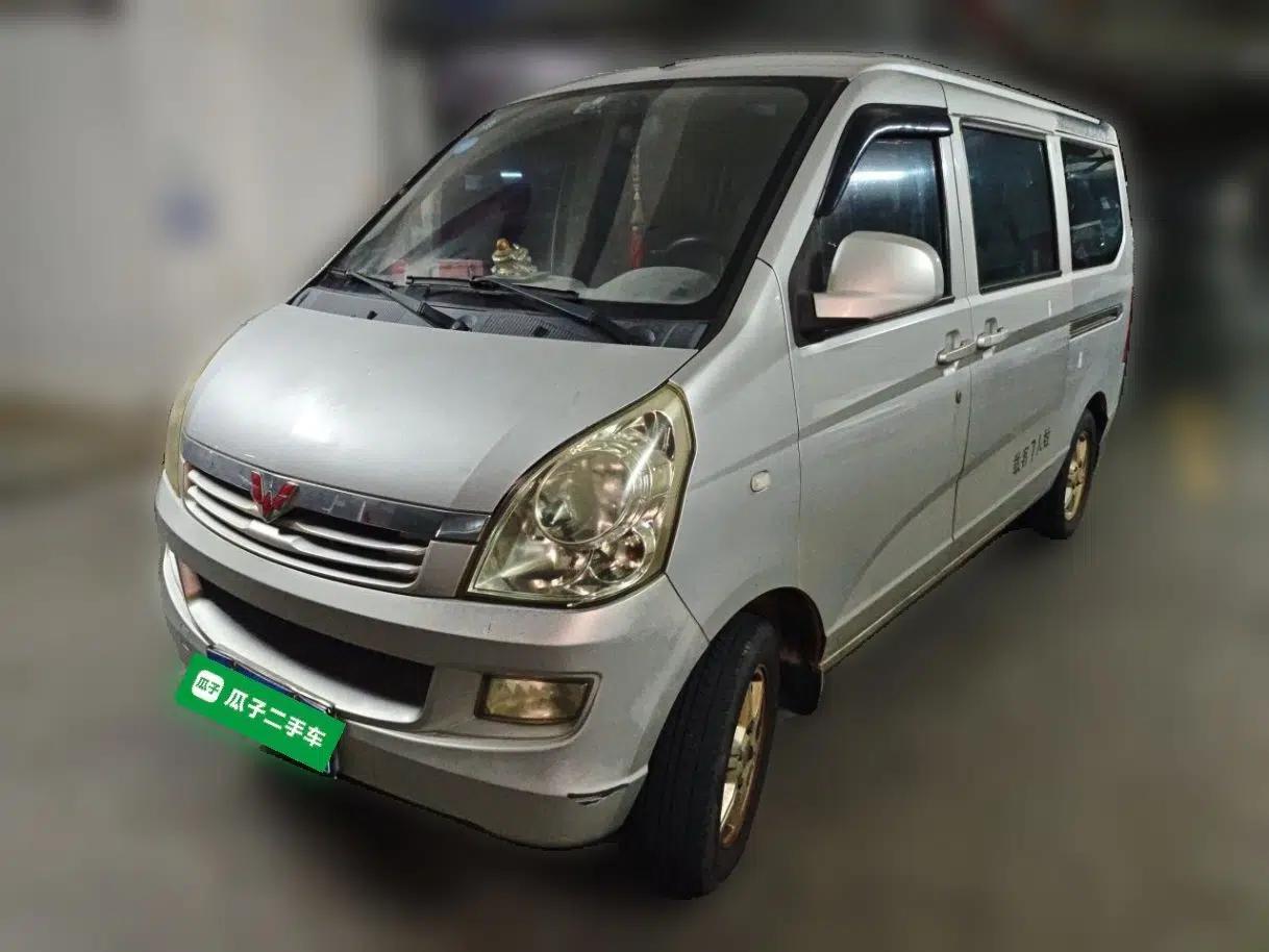 Wuling Rongguang 2014 1.2L S Standard Model — миниатюра 1