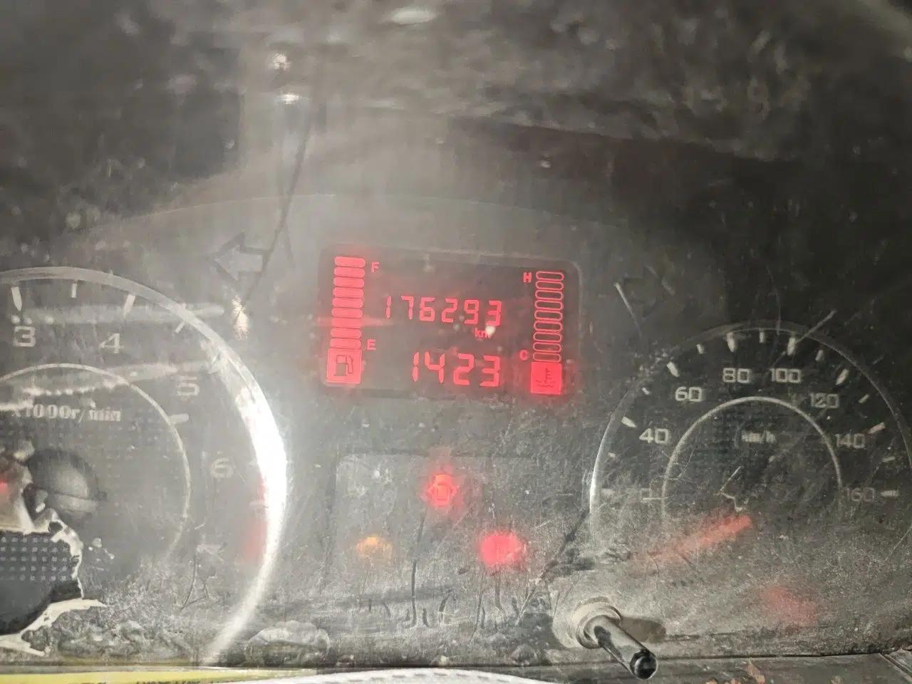Wuling Rongguang 2014 1.2L S Standard Model — миниатюра 13