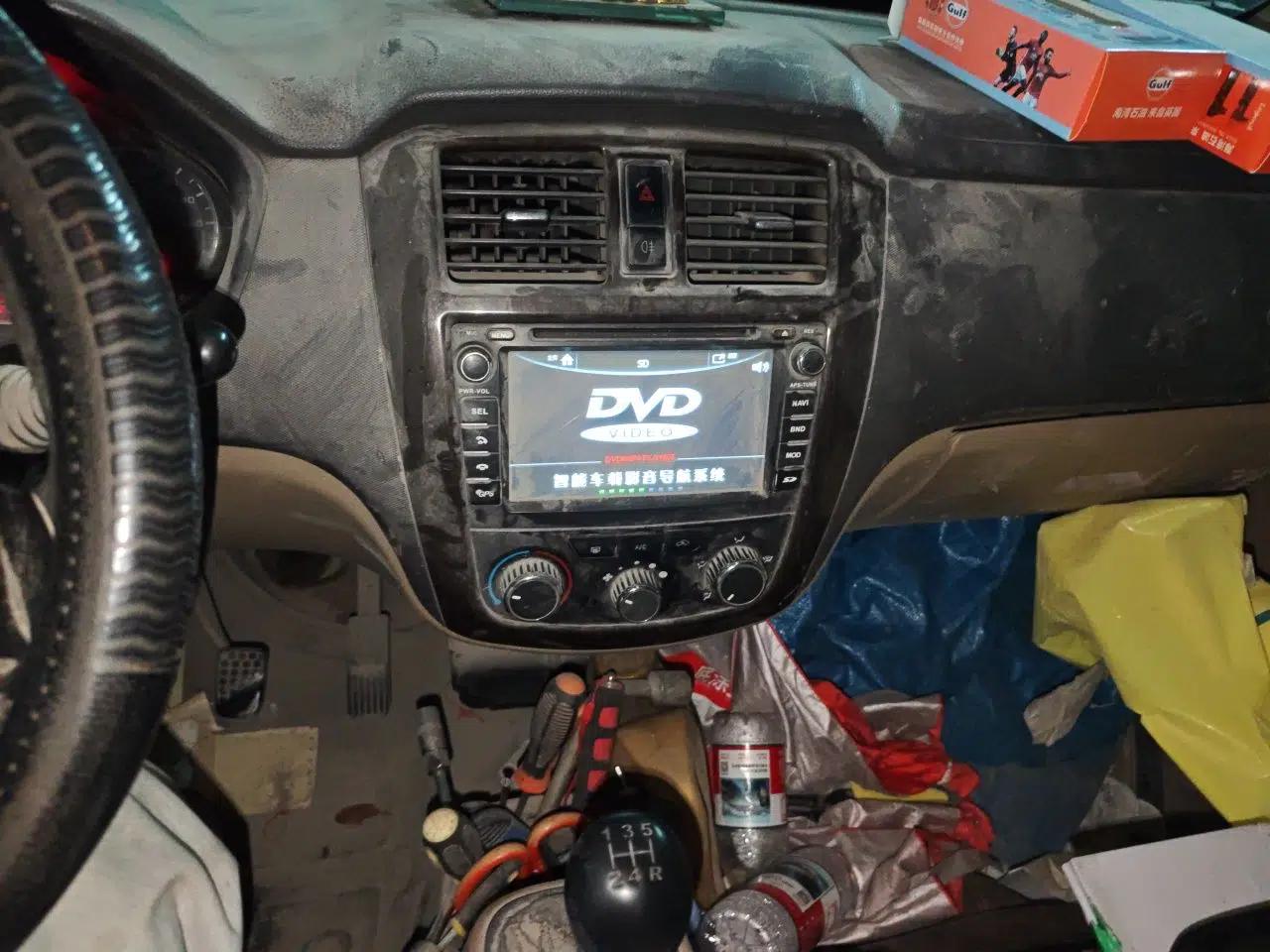 Wuling Rongguang 2014 1.2L S Standard Model — миниатюра 14