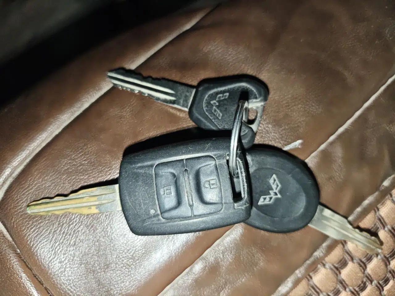 Wuling Rongguang 2014 1.2L S Standard Model — миниатюра 9