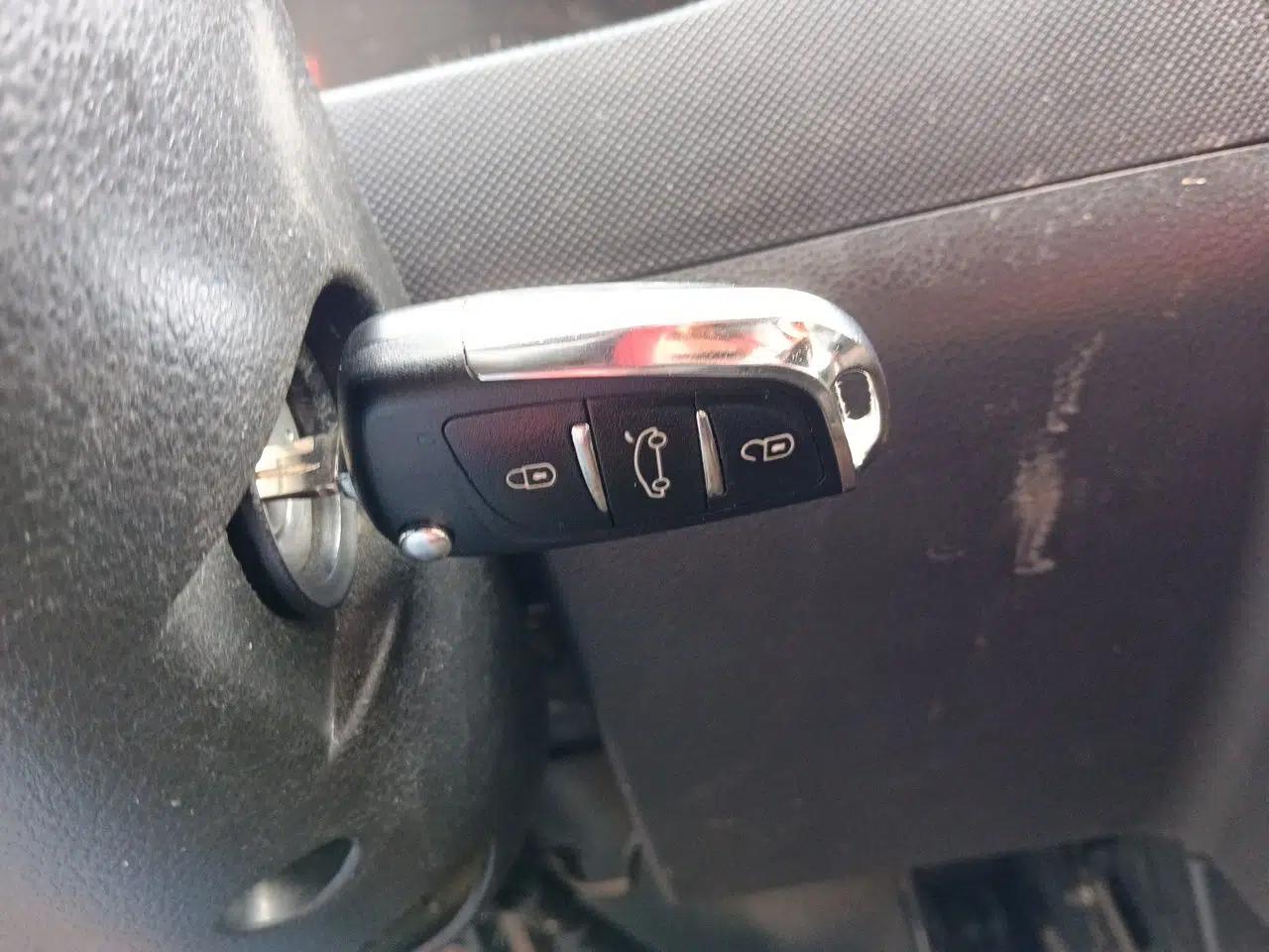 Wuling Rongguang 2011 1.2L Base Version — миниатюра 9