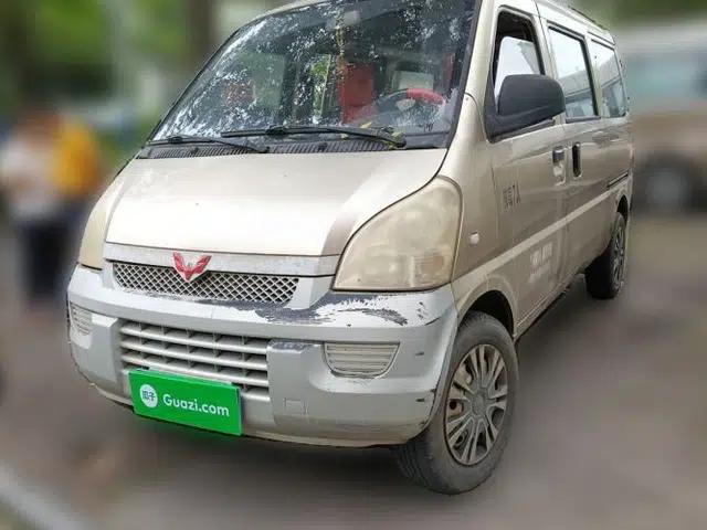 Wuling Rongguang 2011 1.2L Base Version