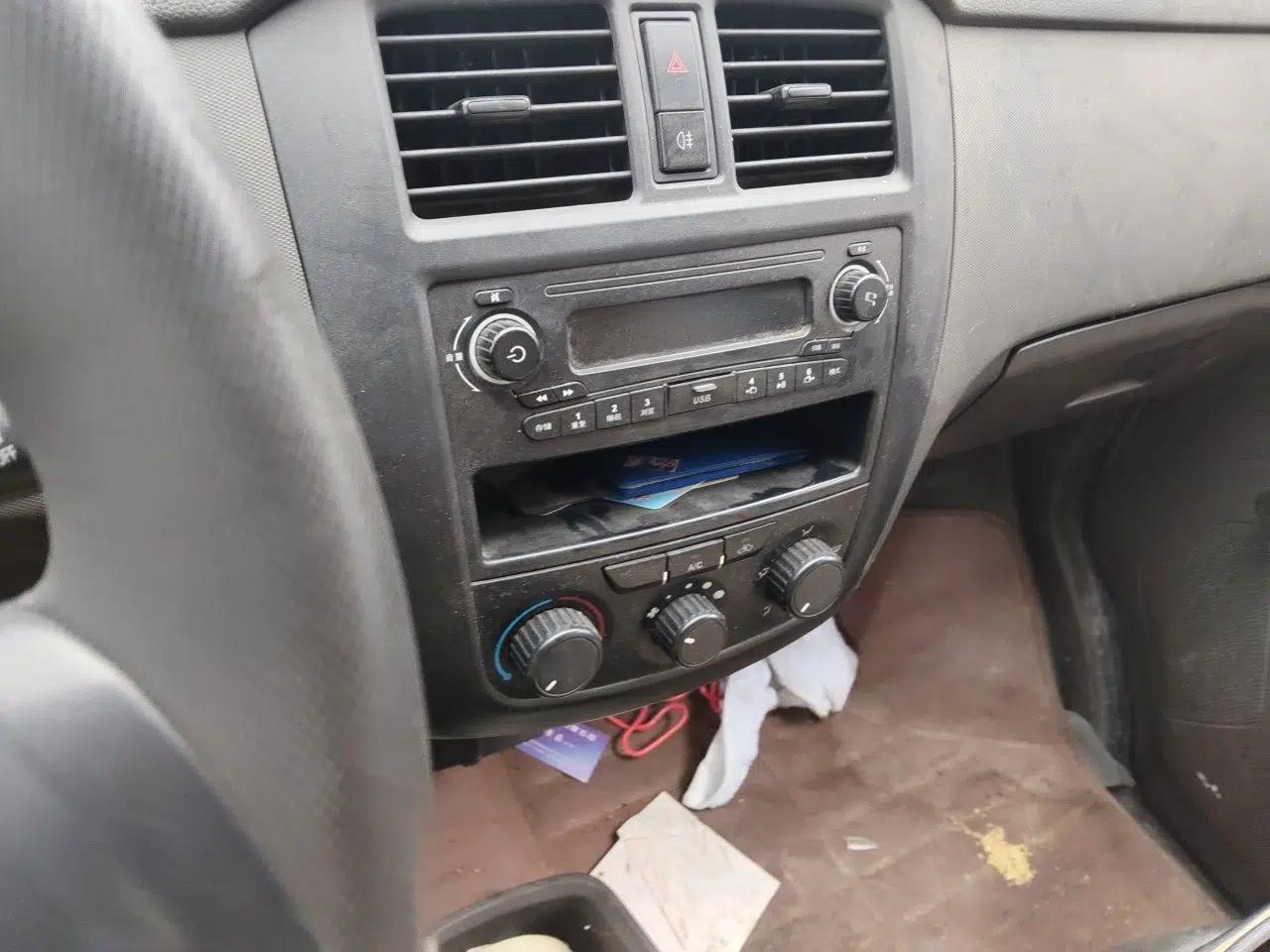 Wuling Rongguang 2014 1.2L S Base Model — миниатюра 14
