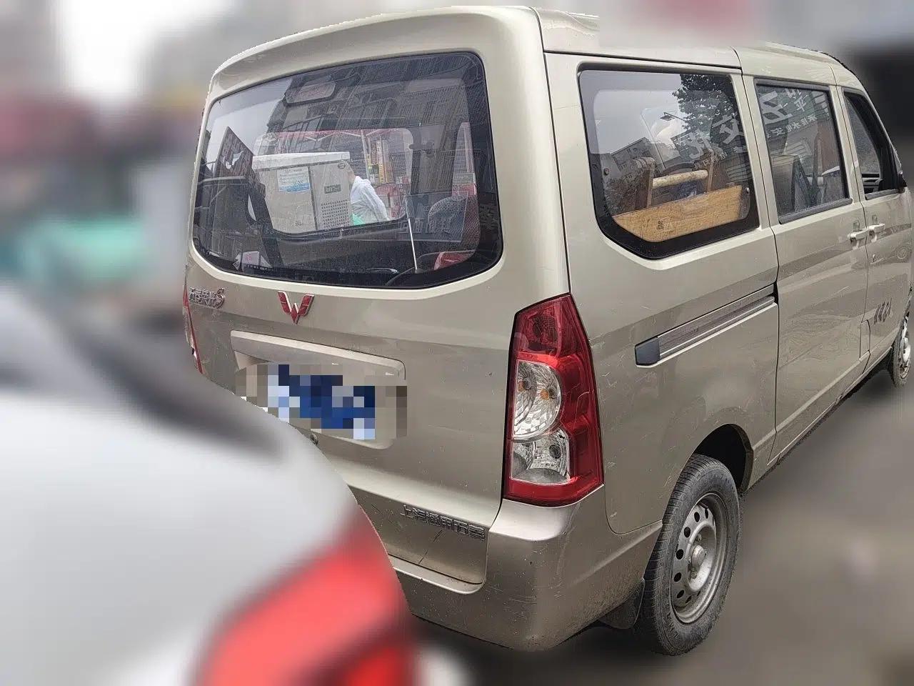 Wuling Rongguang 2014 1.2L S Base Model — миниатюра 20