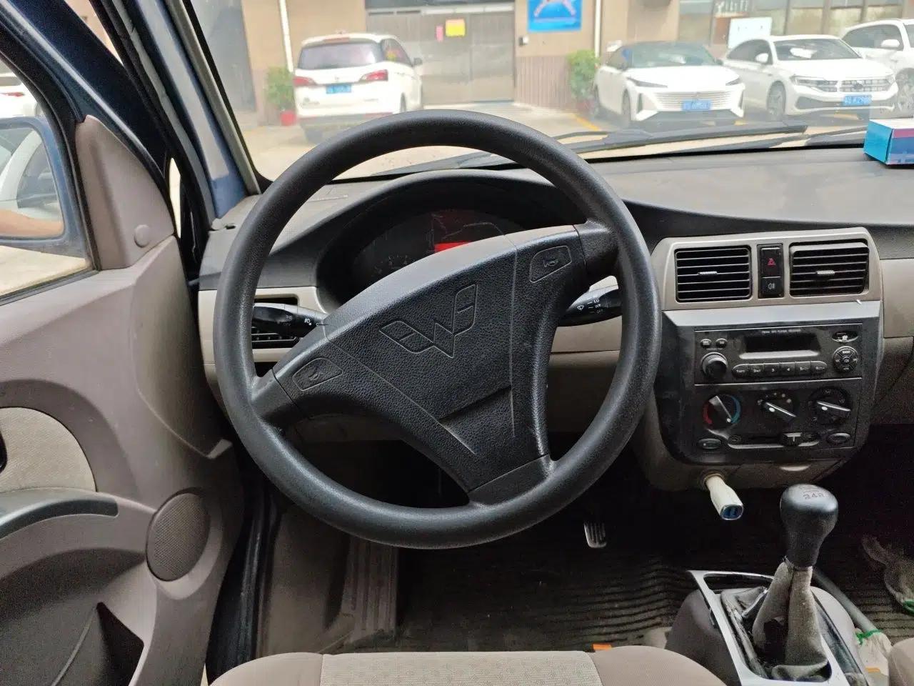 Wuling Rongguang 2011 1.2L Standard Version — миниатюра 11