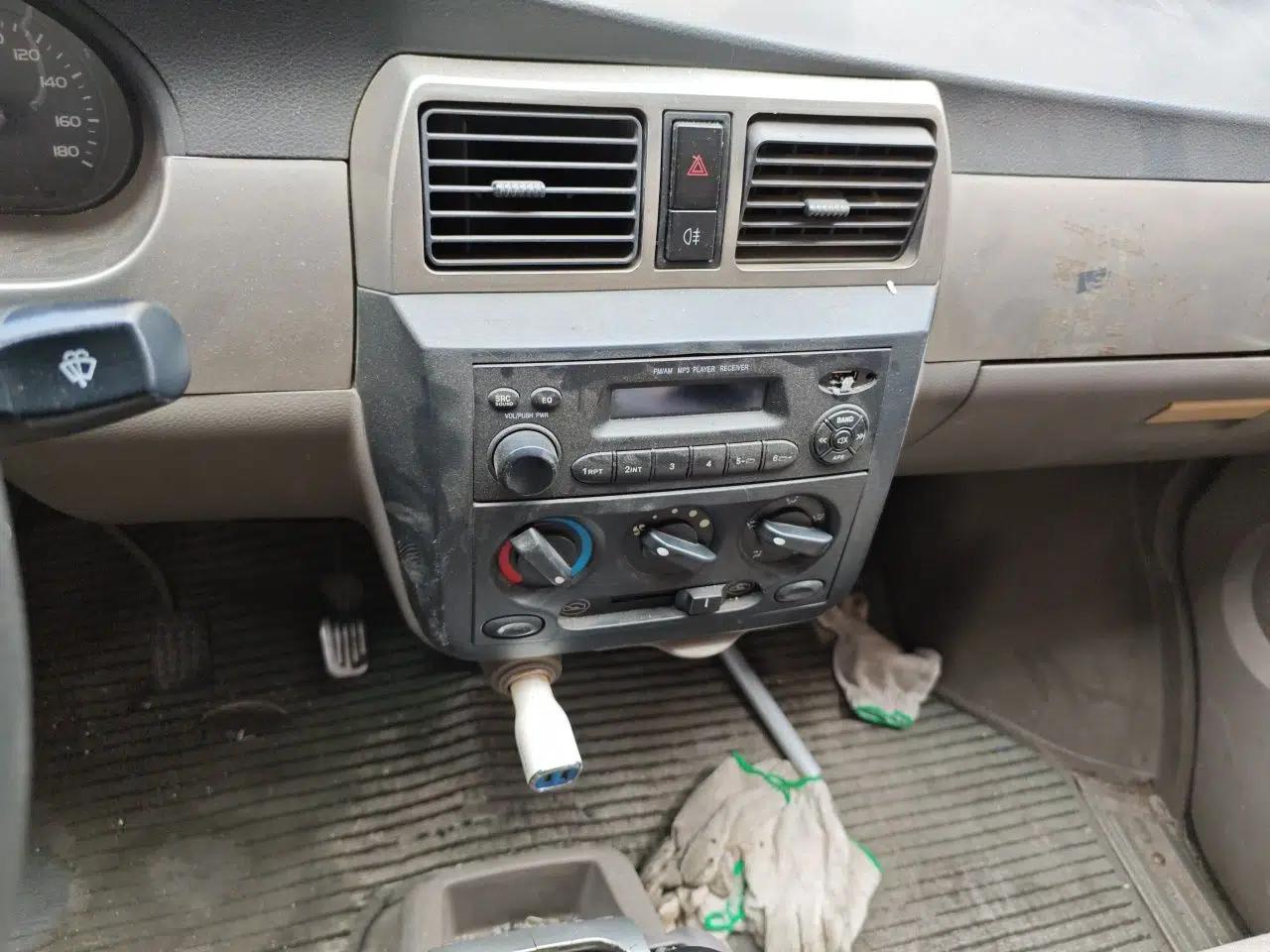 Wuling Rongguang 2011 1.2L Standard Version — миниатюра 14