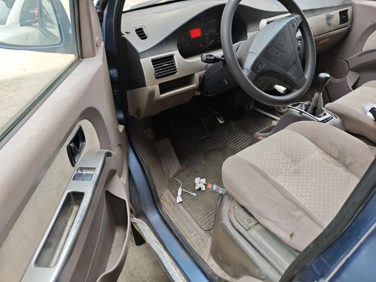 Wuling Rongguang 2011 1.2L Standard Version — миниатюра 17