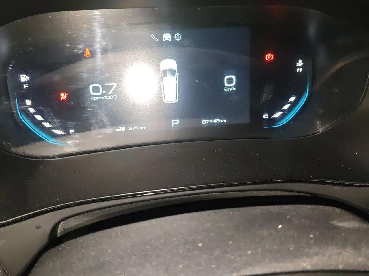 Wuling Victory 2020 1.5T CVT Flagship Edition — миниатюра 13