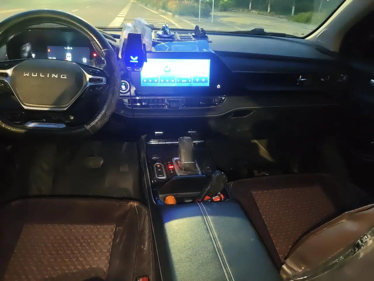 Wuling Victory 2020 1.5T CVT Flagship Edition — миниатюра 14