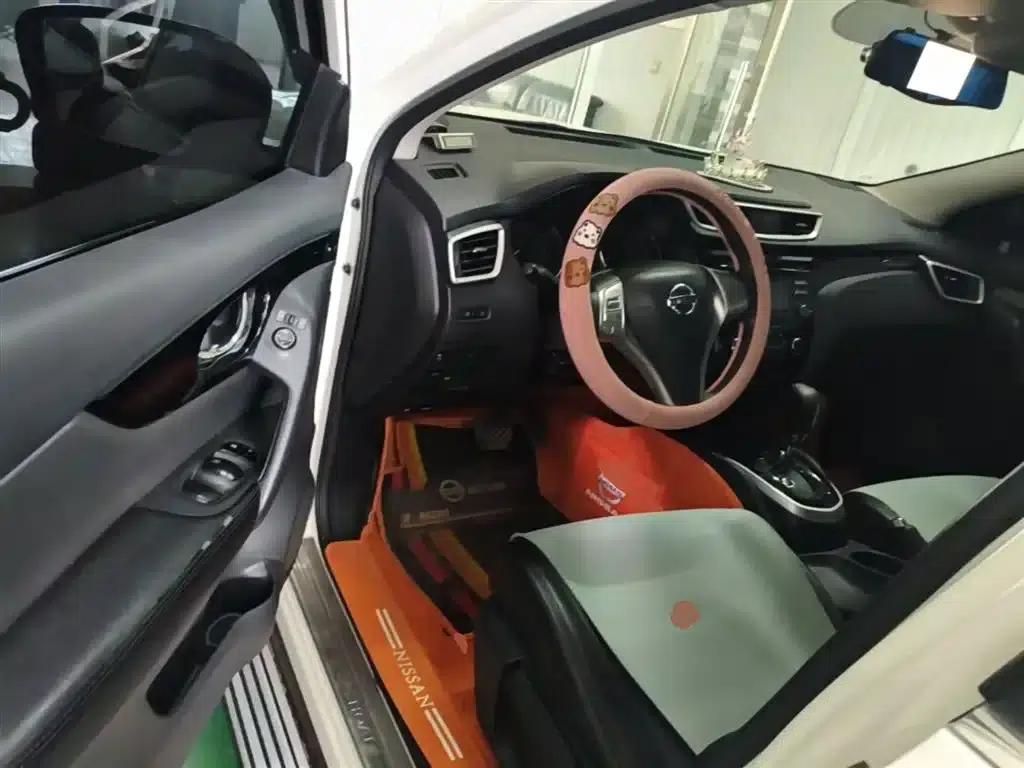 Nissan Qashqai 2016 2.0L CVT Elite Edition — миниатюра 16