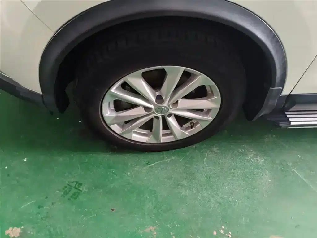 Nissan Qashqai 2016 2.0L CVT Elite Edition — миниатюра 23