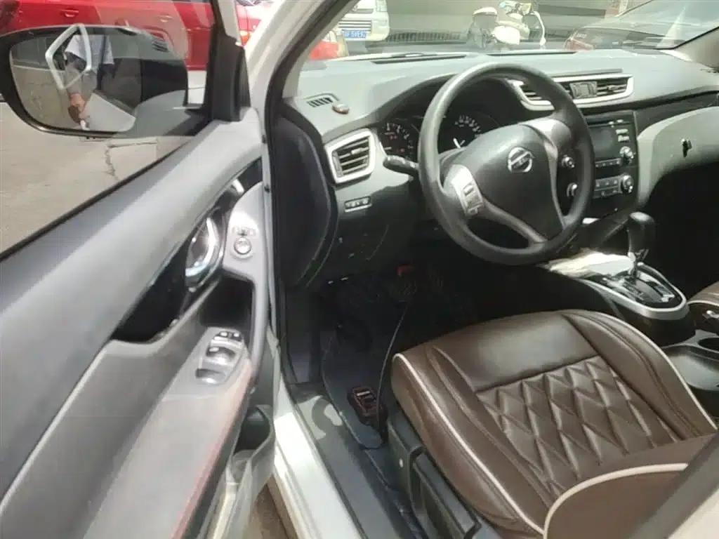 Nissan Qashqai 2016 2.0L CVT Elite Edition — миниатюра 16