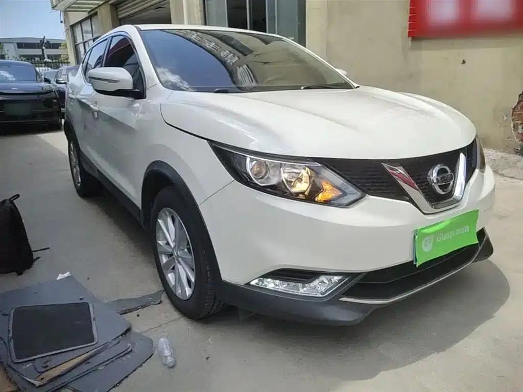 Nissan Qashqai 2016 2.0L CVT Elite Edition — миниатюра 4