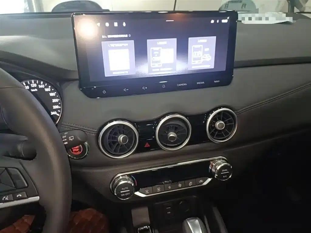 Nissan Qashqai 2025 Facelift Honor 2.0L CVT XV+ Leading Edition — миниатюра 13