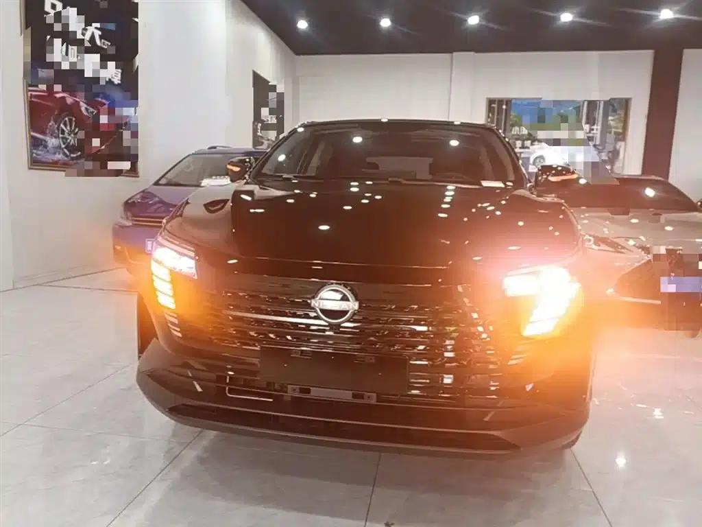 Nissan Qashqai 2025 Facelift Honor 2.0L CVT XV+ Leading Edition — миниатюра 3