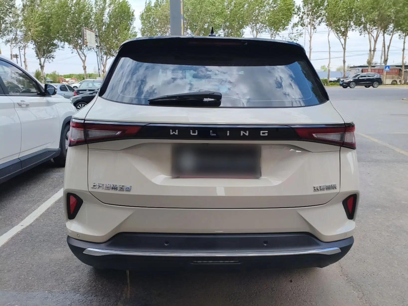 Wuling Asta 2021 1.5T CVT Star曜 Edition — миниатюра 5