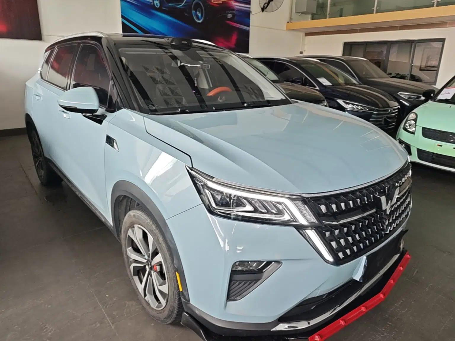 Wuling Asta 2021 1.5T CVT Starlight Edition — миниатюра 3