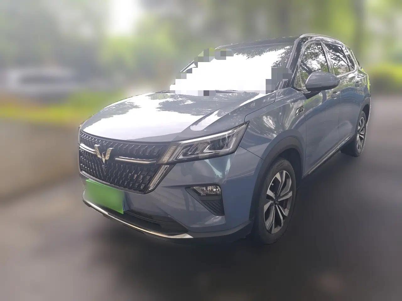 Wuling Asta 2021 1.5T CVT Starlight Edition — миниатюра 1