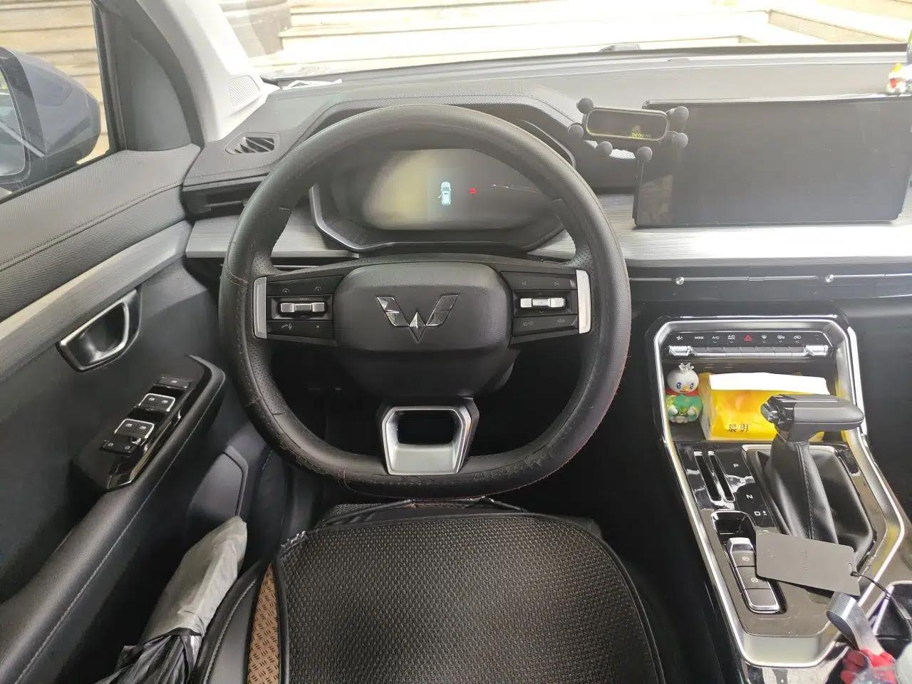 Wuling Asta 2021 1.5T CVT Starlight Edition — миниатюра 11