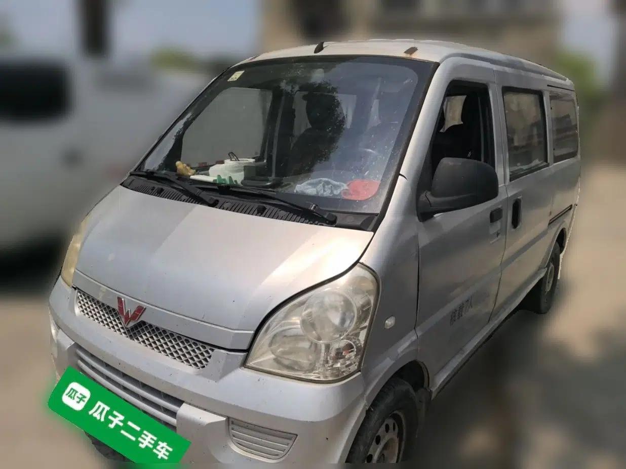 Wuling Rongguang V 2015 1.2L Base Version — миниатюра 1
